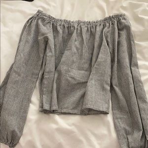 Brandy Melville off the shoulder top